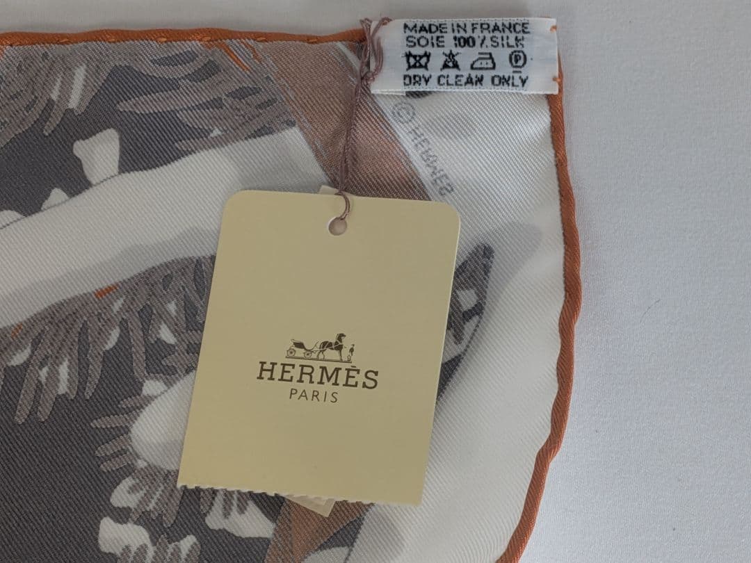 M368 HERMES　エルメス　カレ45 24番地のクリスマス　美品　正規品