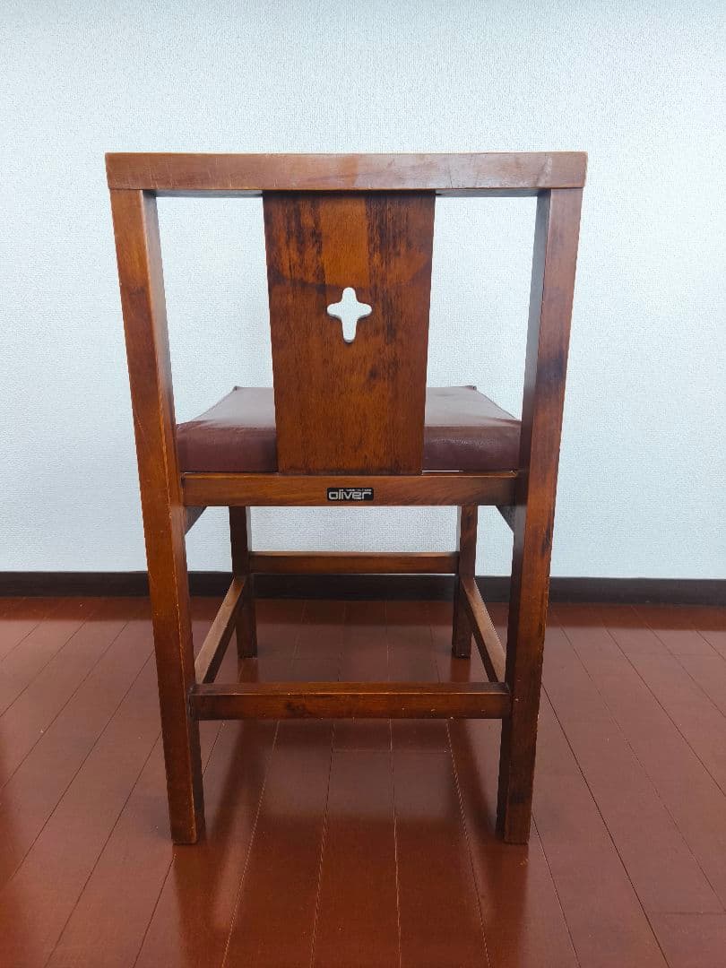 あ*る様 Oliverアンティークチェア　oliver human ations