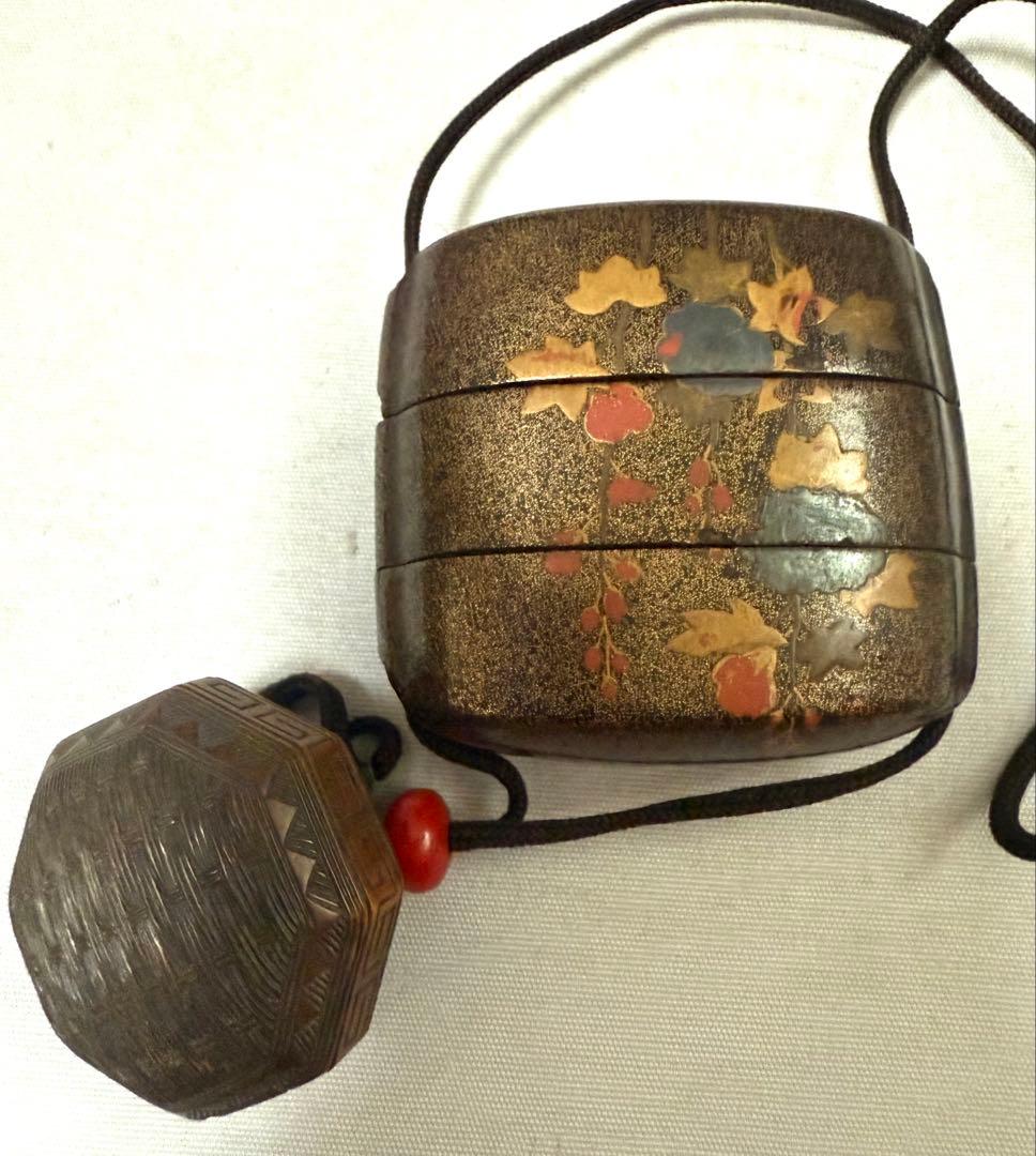 印籠　根付あり