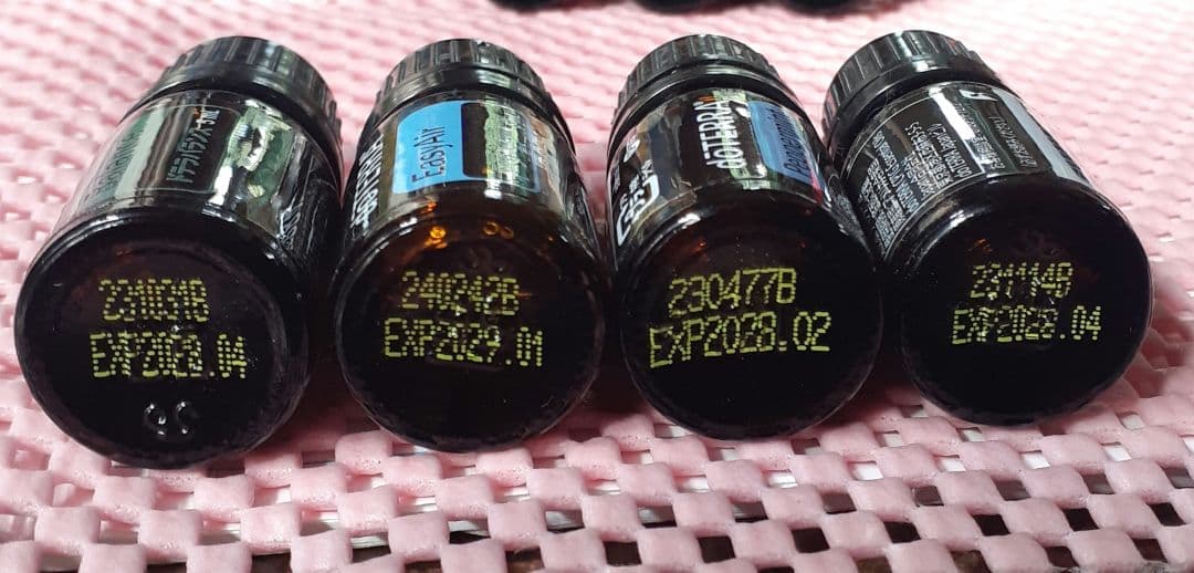 お値下げ！未開封　doTERRA エッセンシャルオイルセット5ml×10本