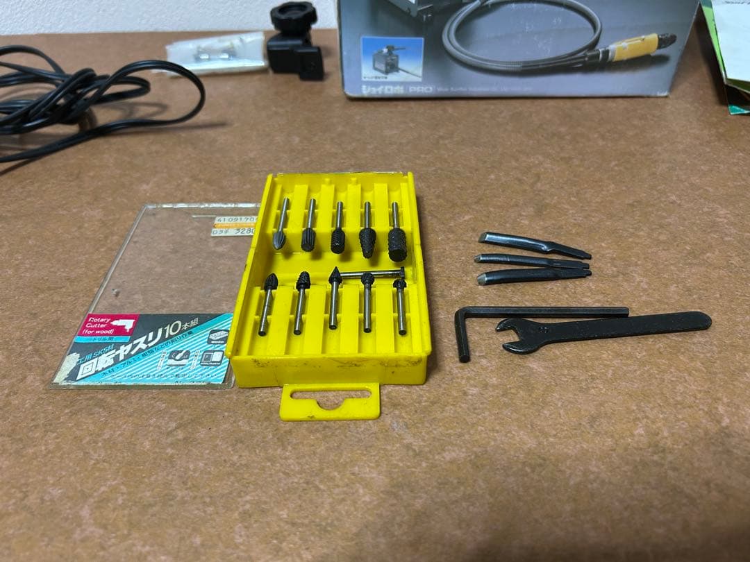 電動　神•舎利付け　ミニ盆栽　小品盆栽