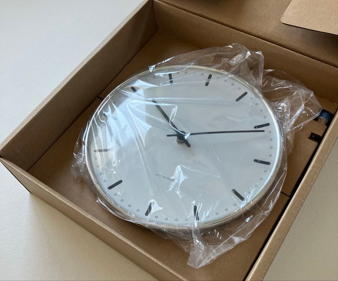 インテリア時計 ARNE JACOBSEN CITY HALL 210mm