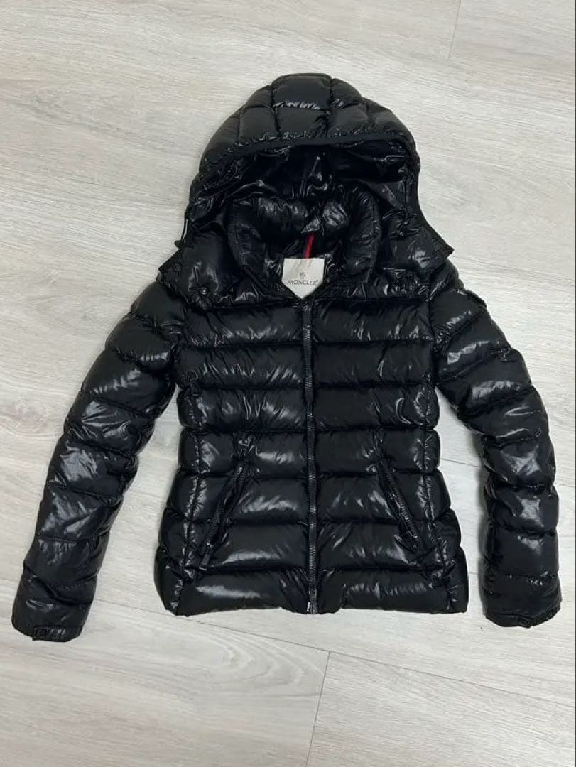 モンクレール MONCLER bady ダウン 黒
