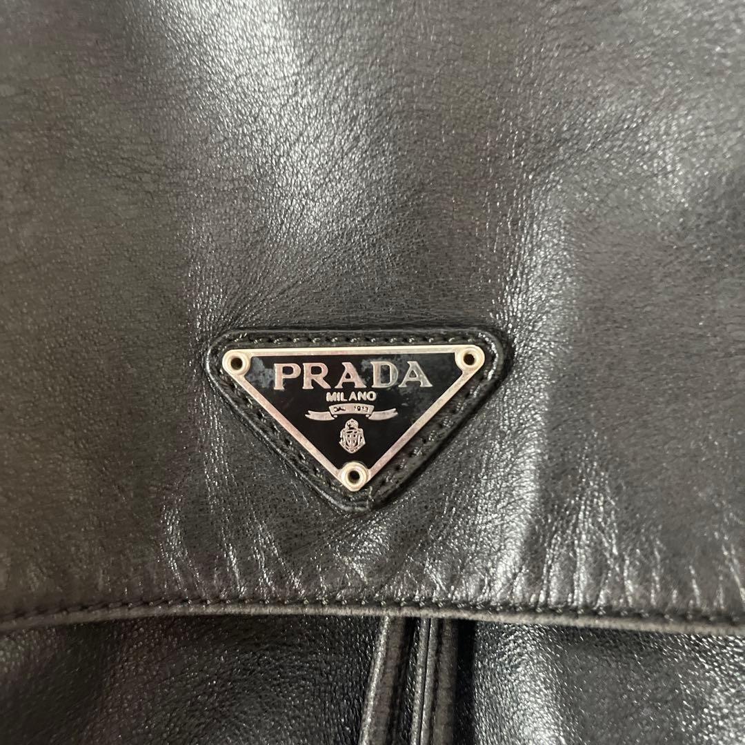 晴子　PRADA オールレザー リュック ブラック