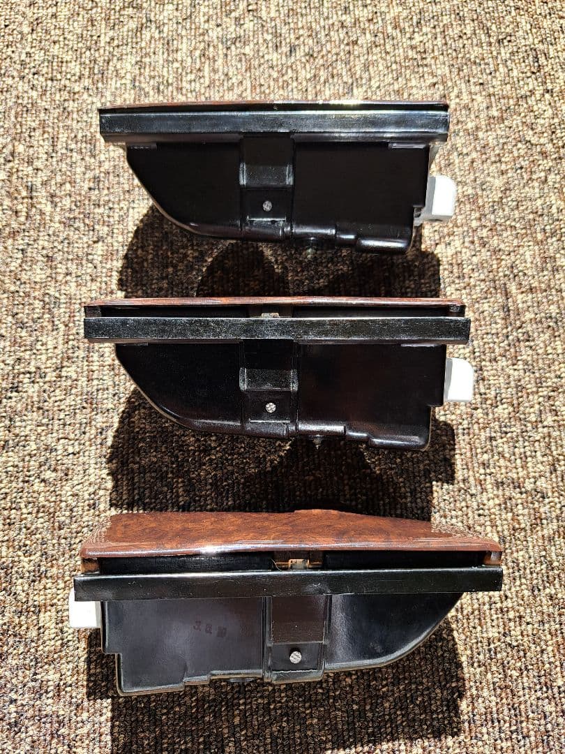 [希少] Y32セドリック グロリア用 ドア灰皿