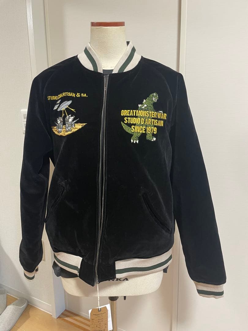 新品未使用 ダルチザン 怪獣大戦争スカジャン ゴジラvsキングギドラ 42