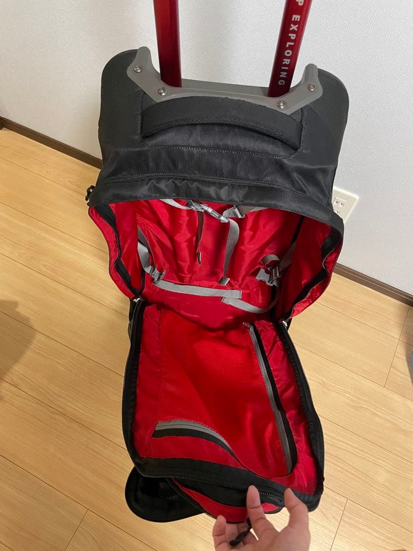 nuts 　　THE NORTH FACE キャリーケース