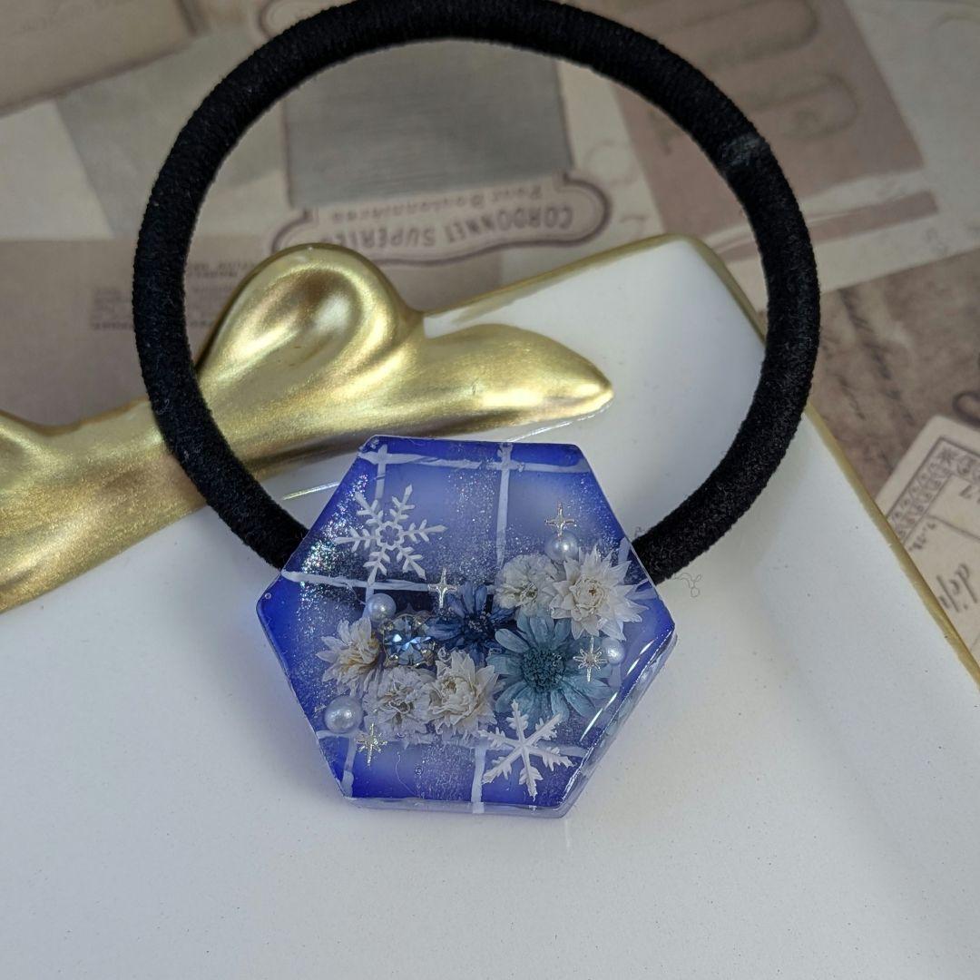 ＃295 六角形✴チェック✴雪の結晶✴レジンヘアゴムキーホルダーブローチ