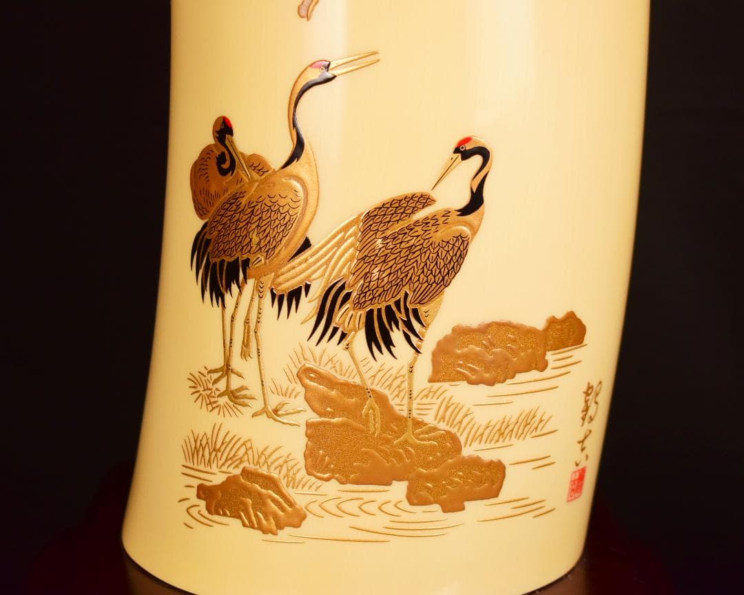 鶴吉作 象牙風花入 銅筒 鶴蒔絵 鶴松 金蒔絵 花器 唐木台付 細密工芸