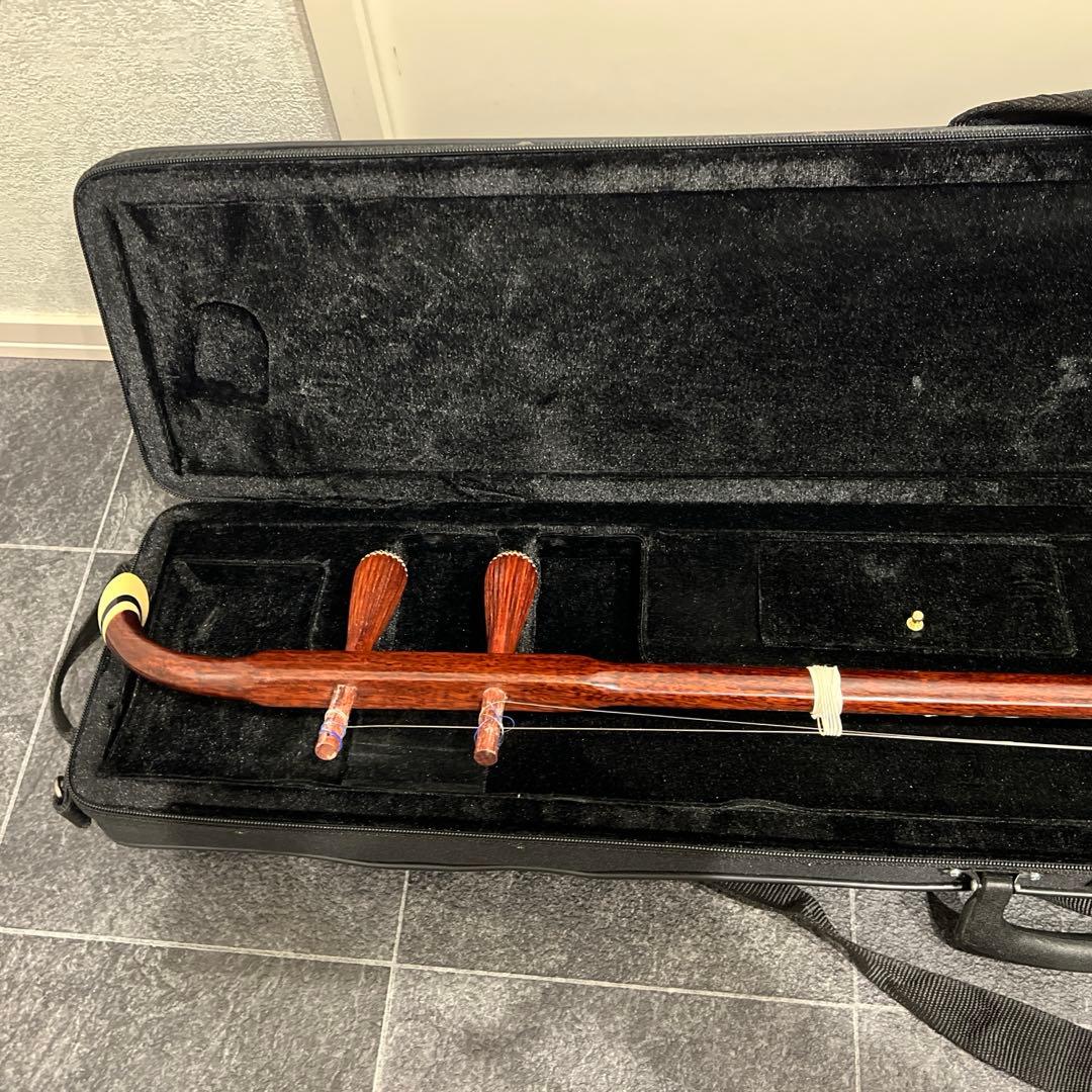 【良品 】二胡 天然 蛇皮 民族楽器 敦煌牌 上海 弓 ケース 弦楽器