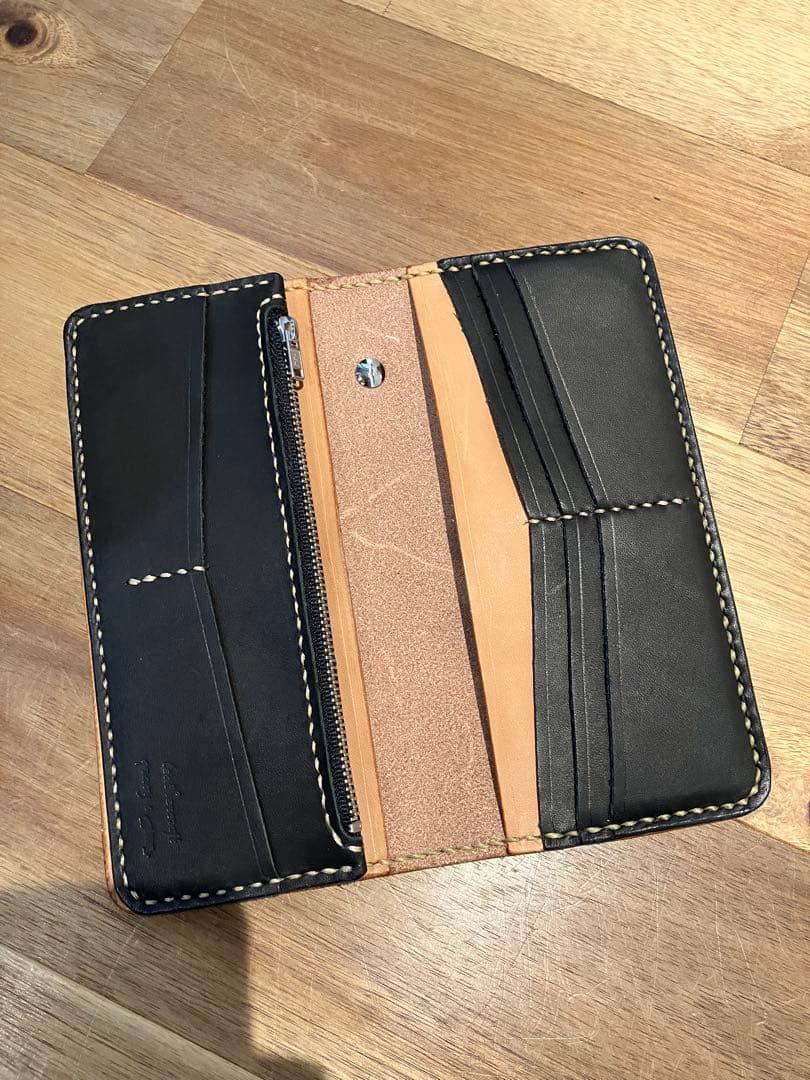 【新品、未使用】ロングウォレット　グレイビーレザー　長財布　革細工　コードバン