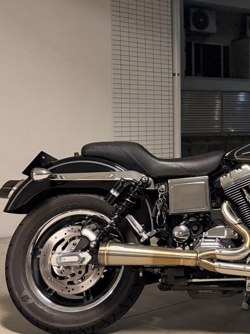 ダイナ　2004〜2005年　サドルマンシート