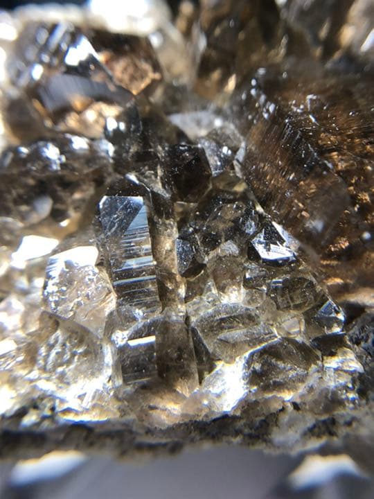 奇跡の スイス スモーキークォーツ クラスター 201g 完品✩.*˚