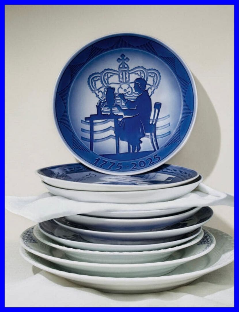 新品■ロイヤルコペンハーゲン250周年　イヤープレート　1775-2025
