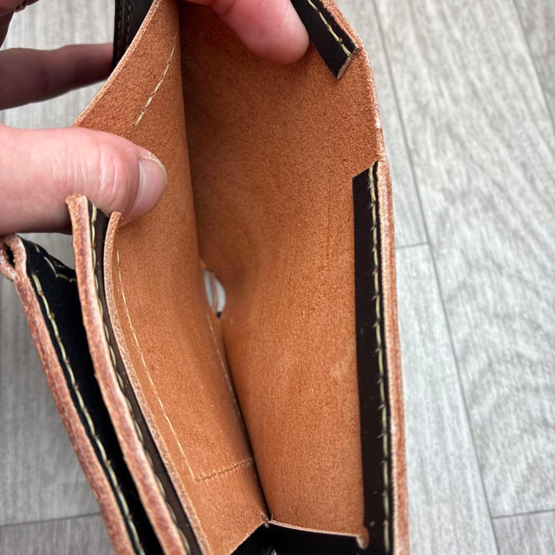 【茶芯ブラック】トラッカーウォレット　ミドル　真鍮　お札を折らずに収納　タイプA