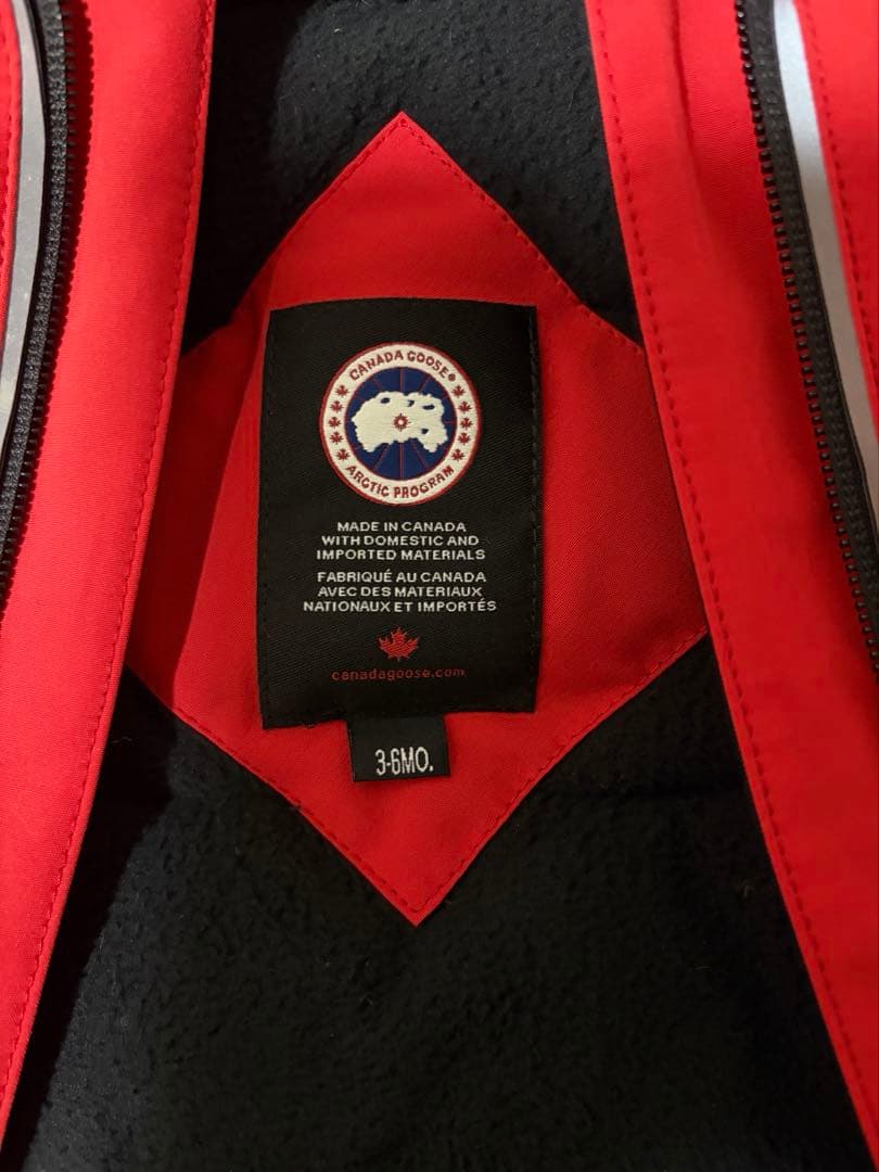   キッズ　スノースーツ