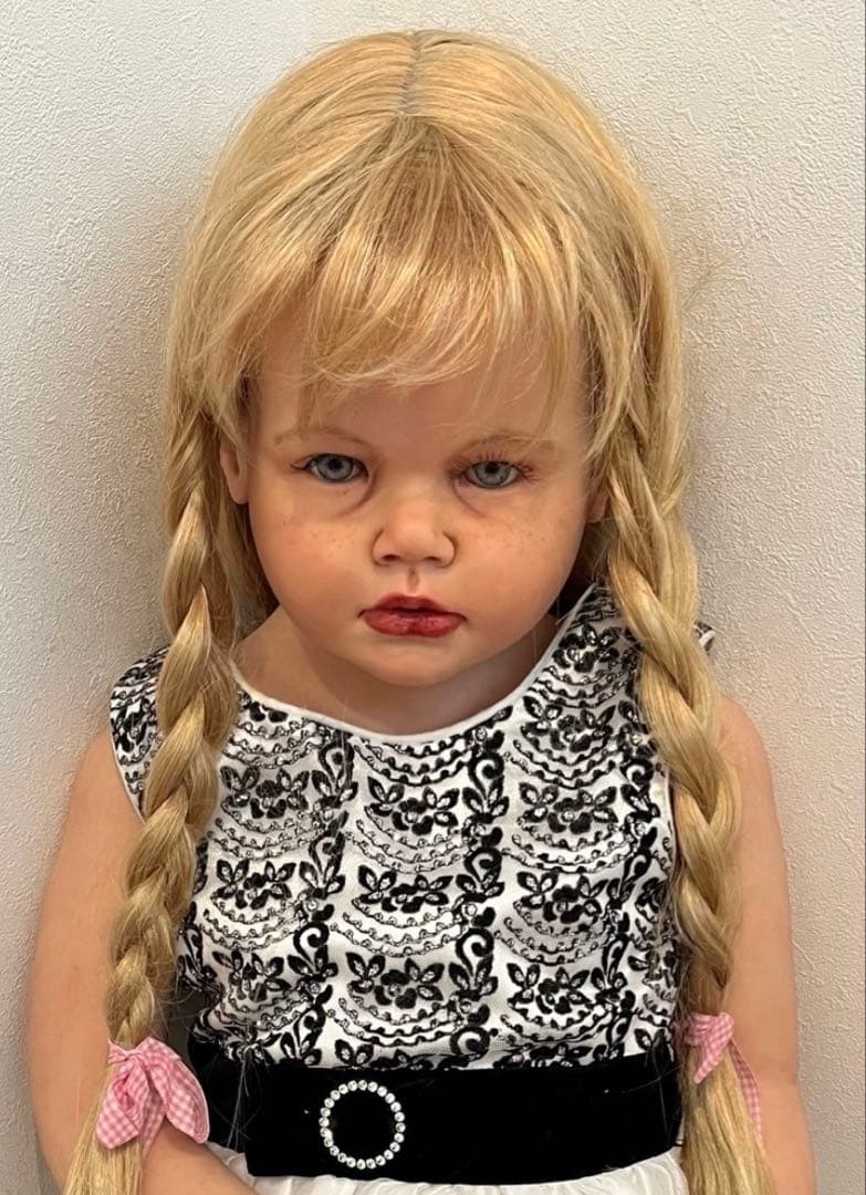 値下げ！！！　リボーンドール　女の子