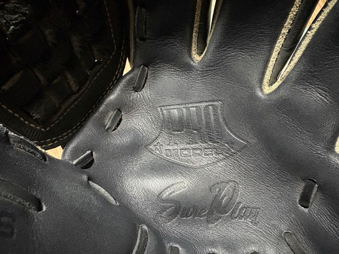 シュアプレイ☆一般軟式投手用（使用回数少ない）キレイです。