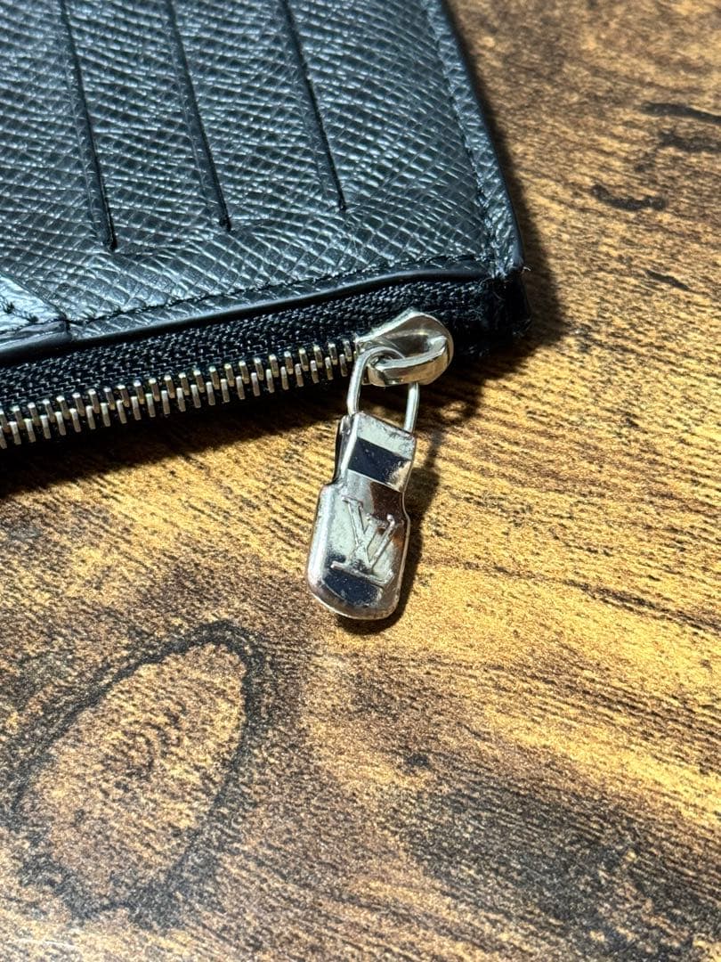 LOUIS VUITTON カード・ホルダー