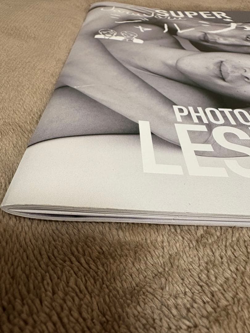 ジャルジャル　写真集　サイン入り　LESLIE KEE