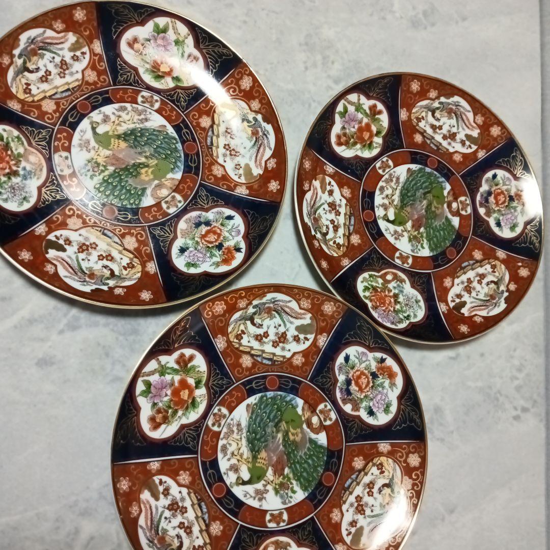 伊万里焼　秀峰作　大皿　飾り皿　孔雀図　3枚セット