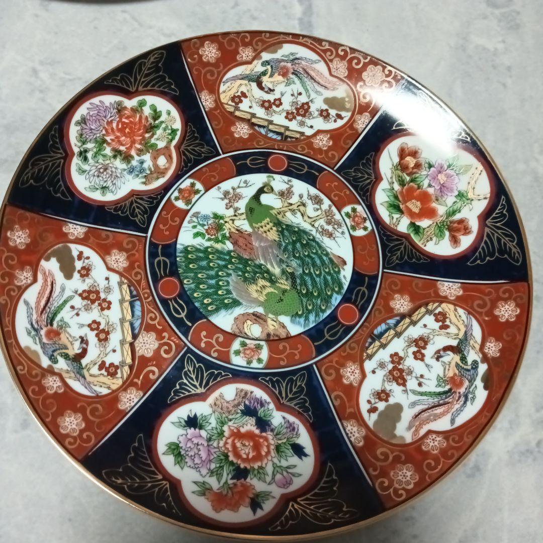 伊万里焼　秀峰作　大皿　飾り皿　孔雀図　3枚セット