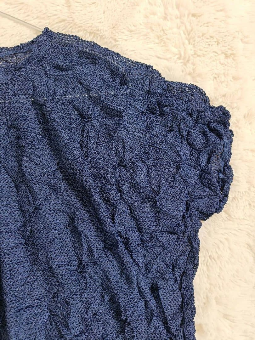 ISSEYMIYAKE me フレンチスリーブシャツ しわ×ボタン Fサイズ