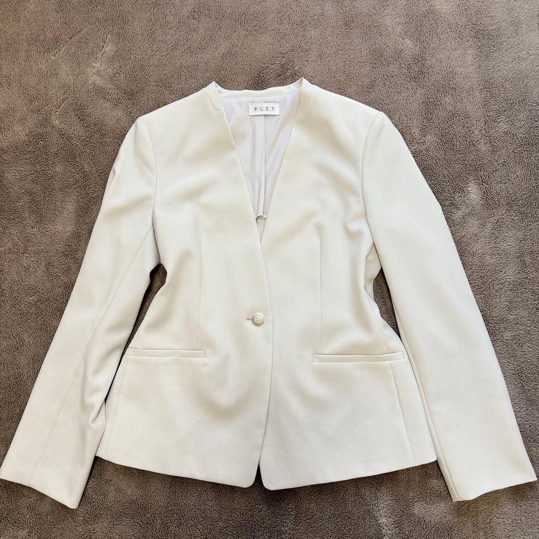 プラステ PLST 洗えるノーカラースーツ　パンツ セットアップ ベルト付 美品