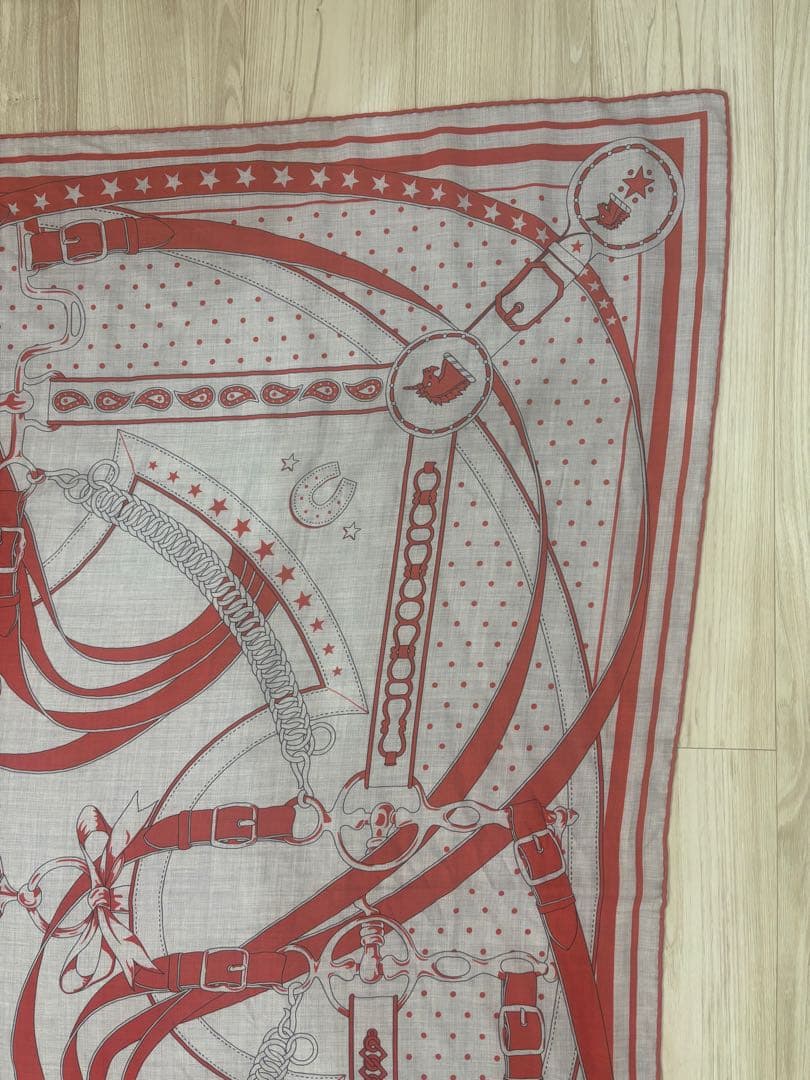 エルメス　カシシル　カレジェアン　バンダナ　朝の散歩　箱付