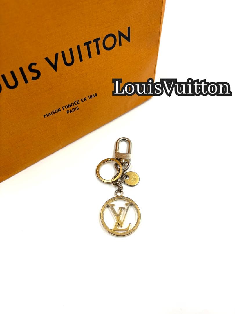LouisVuitton ルイヴィトン　サークルロゴ　キーホルダー　チャーム
