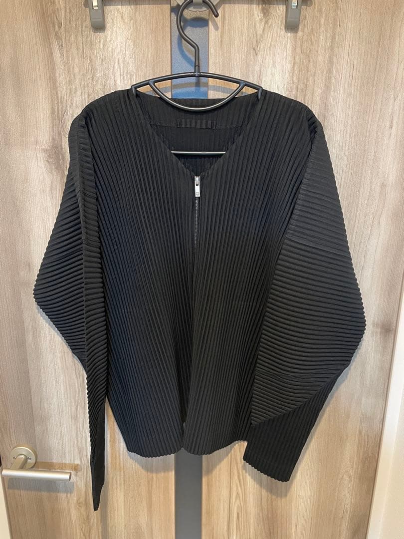 プリーツ ジップカーディガン　黒　サイズ2 オムプリッセイッセイミヤケ