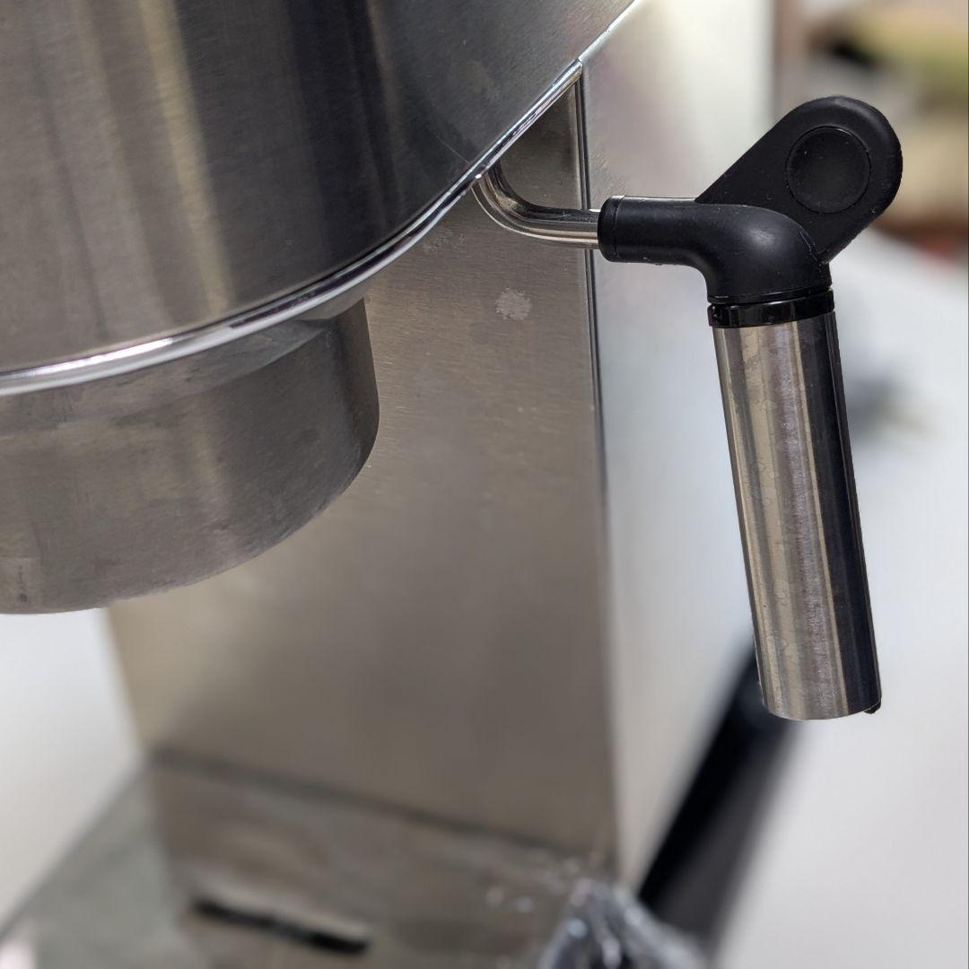 ピンピコピン：DeLonghi エスプレッソマシン デディカEC680M