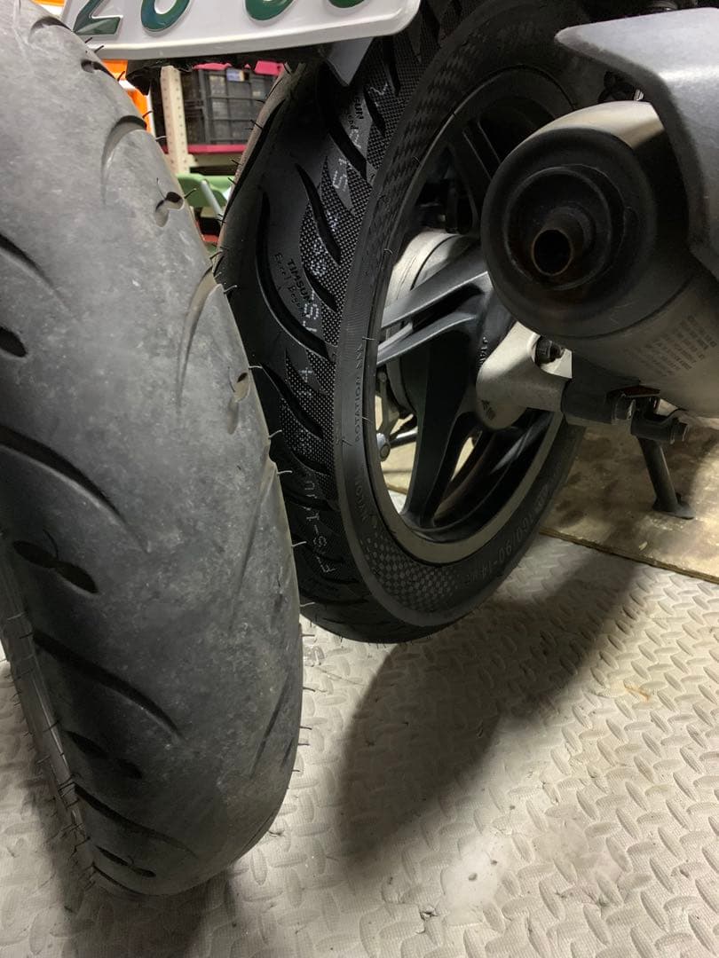 PCX125 PCX150 PCX 90/90-14 100/90-14 タイヤ