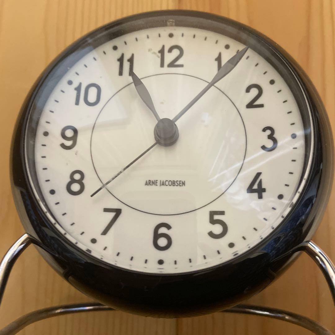 【ARNE JACOBSEN 置時計 ブラック】　約15cm 箱付き