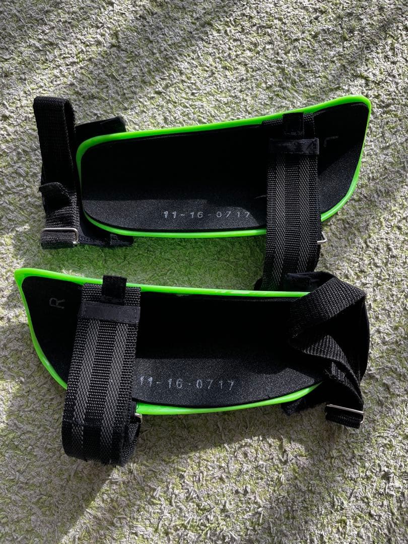 コンパーデル　KOMPERDELL エルボープロテクション　大人用