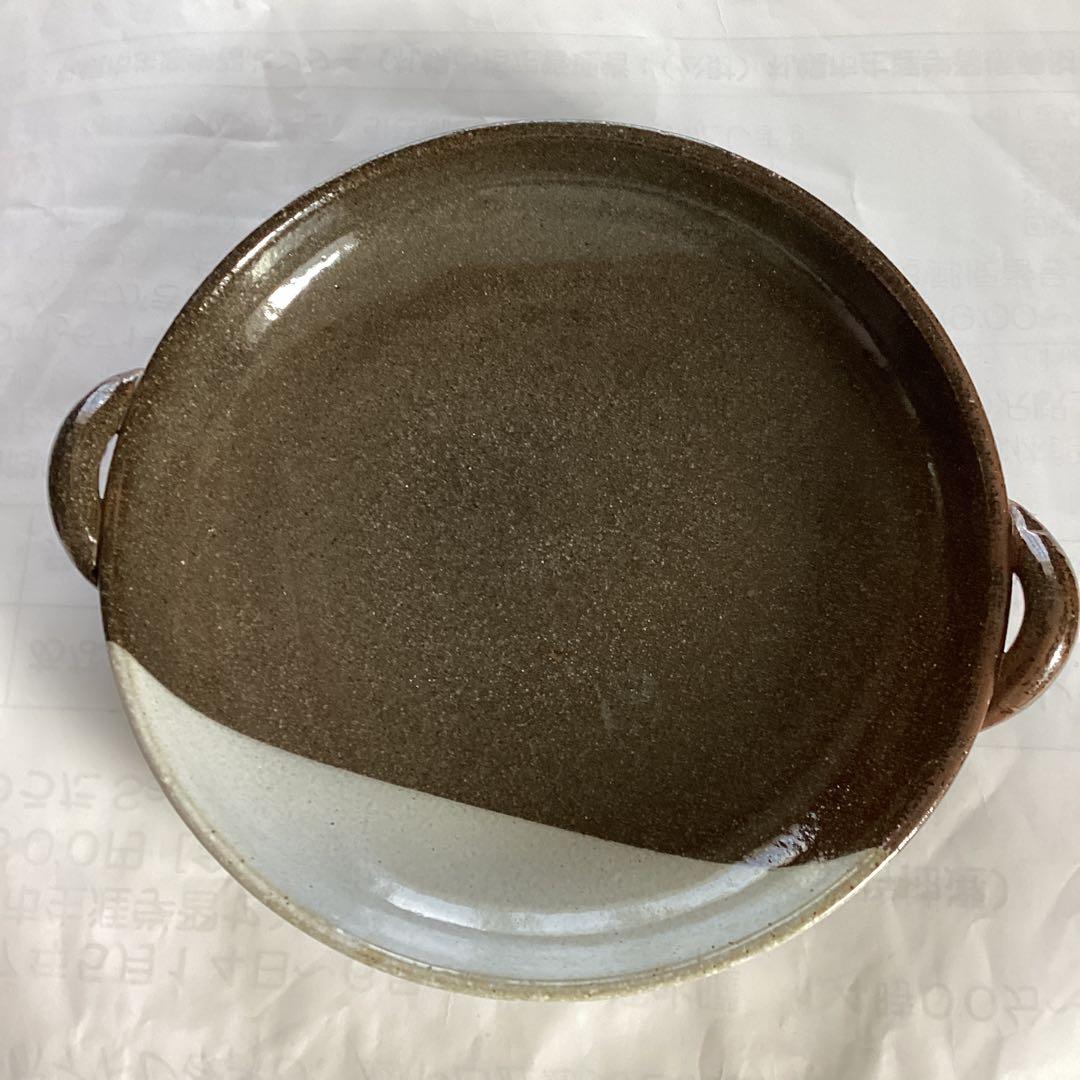 陶器の迫力ある大皿