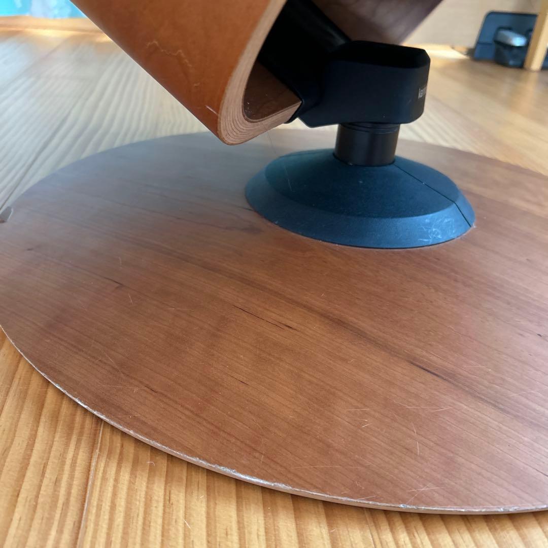 カリモク　ザファーストM