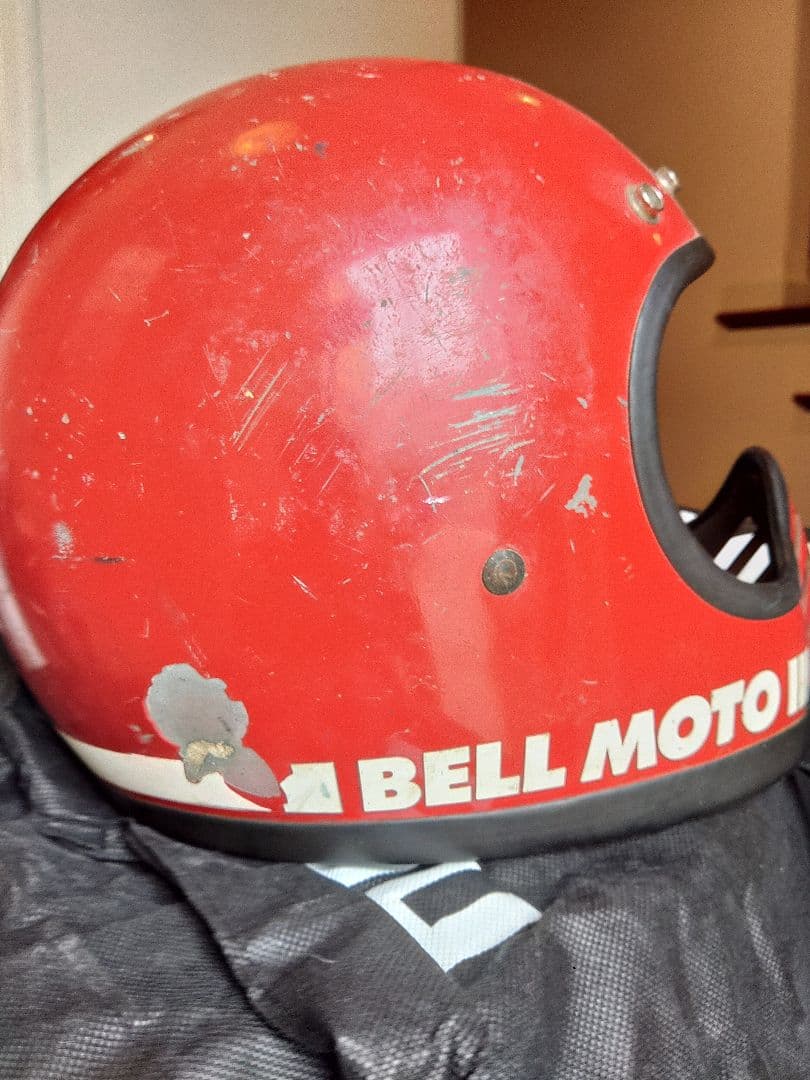 BELL MOTO lll ビンテージ　内装・アゴひも新品　サイズXL位　目深