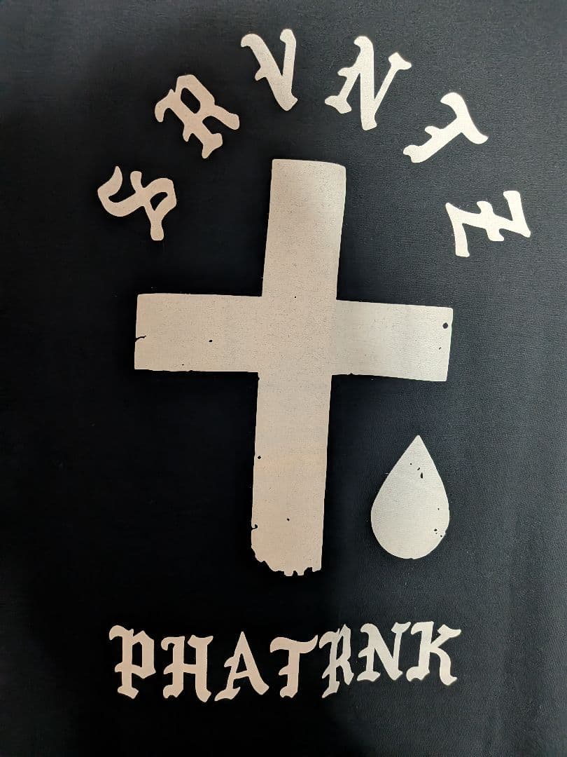 SRVNTZ PHATRNK 　長袖　ロンT