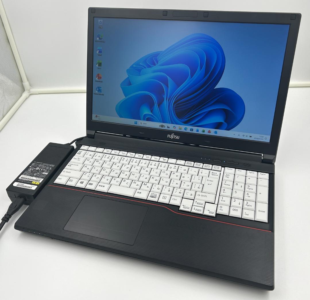 ノートパソコン windows11 オフィス付き core i5 A574/K