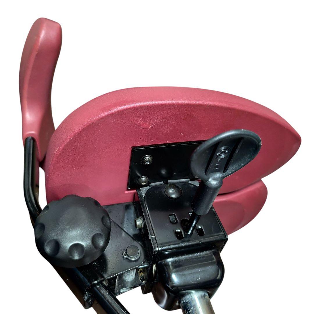 【美品 クッション 足置付】アーユルチェア ルナ 丸ベースタイプ レッド 赤