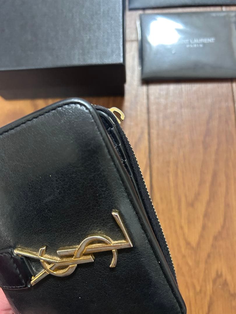 C*O様 サンローラン　イヴサンローラン YSL 黒　ゴールド　金　財布　折財布