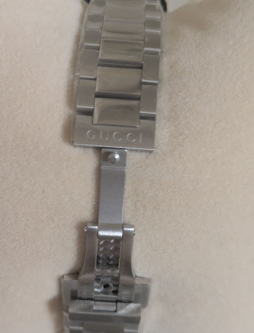 新品未使用　GUCCI　ウォッチ　YA1265013　キャット　27ミリ　ピンク