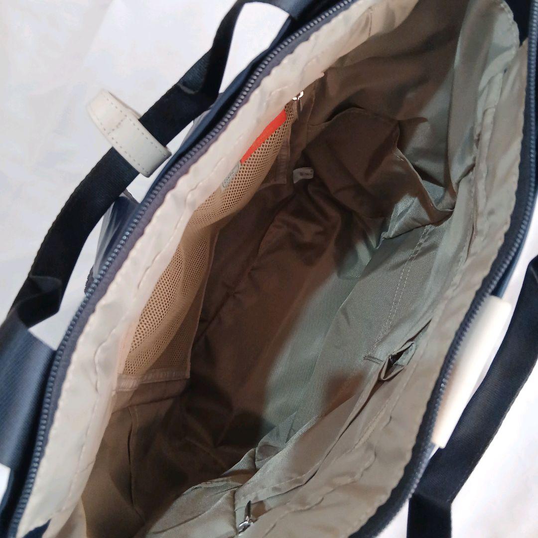 美品　カナナプロジェクト　大容量　リュック　17L　590g　ネイビー　A4