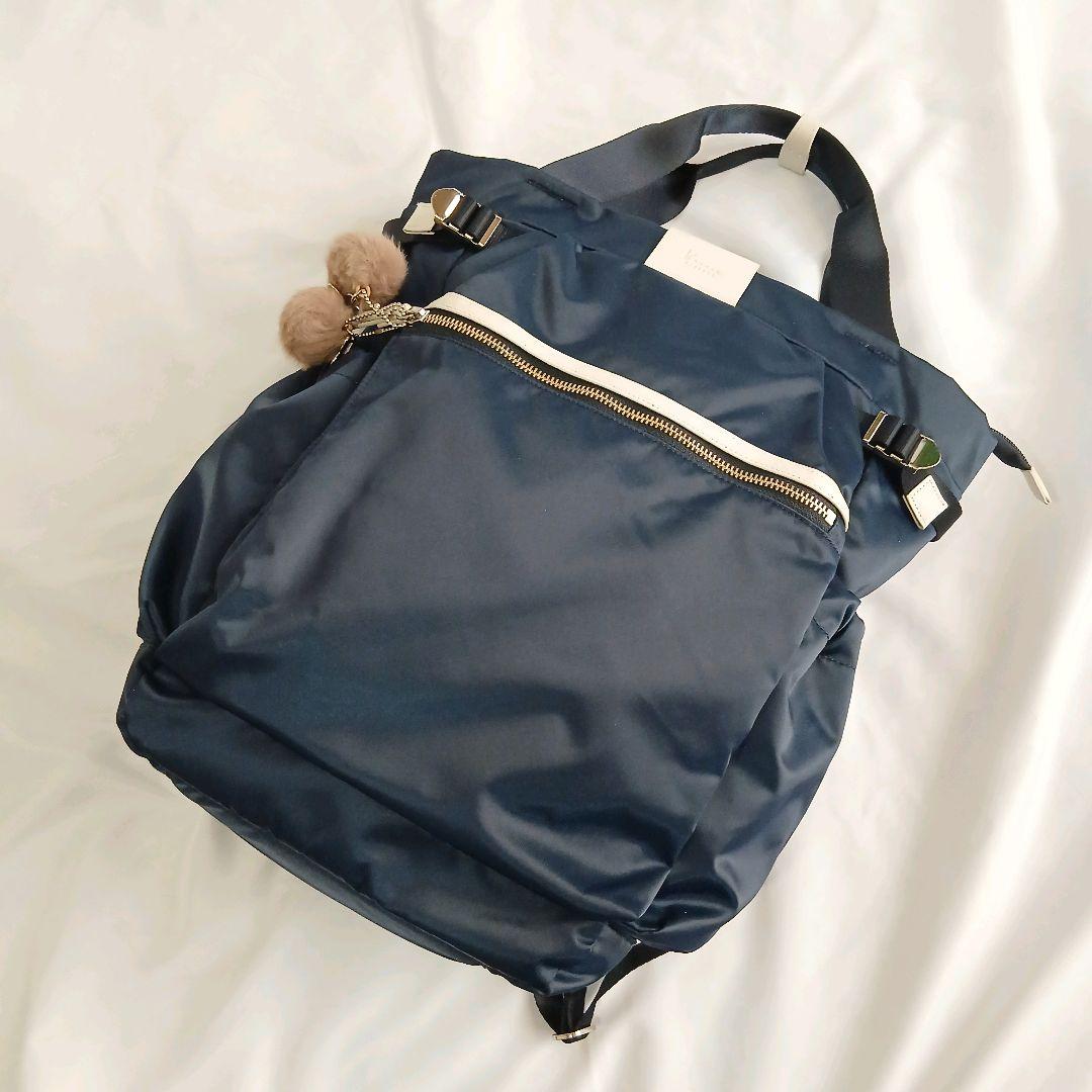 美品　カナナプロジェクト　大容量　リュック　17L　590g　ネイビー　A4