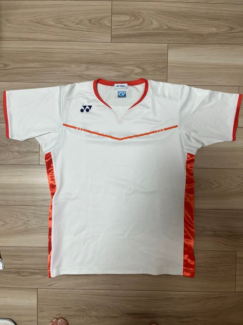 まとめ買いでお得 桃田賢斗モデルバドミントン限定ユニフォーム