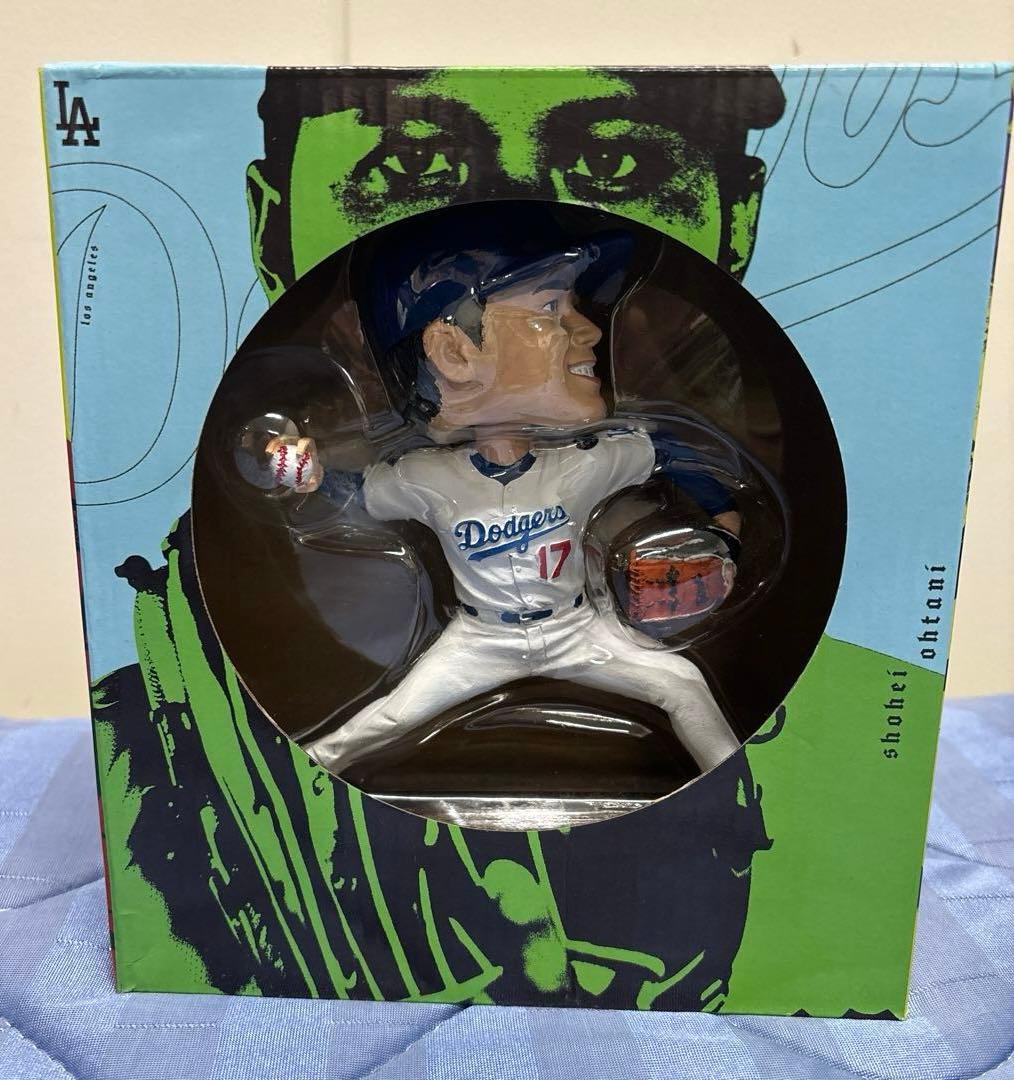 美品2025年9月10日配布限定品 大谷翔平フィギュア ロサンゼルス・ドジャース
