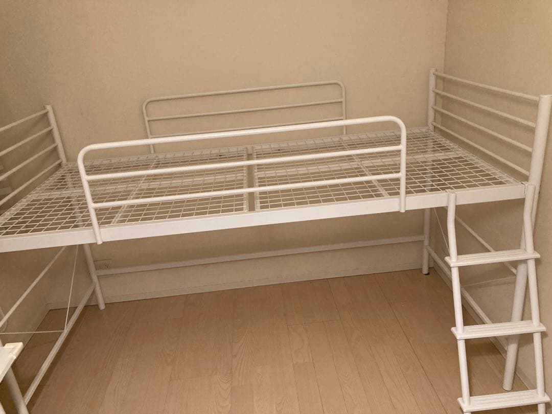 【送料込み】ニトリ スチールミドルベッド(MB02 WH)