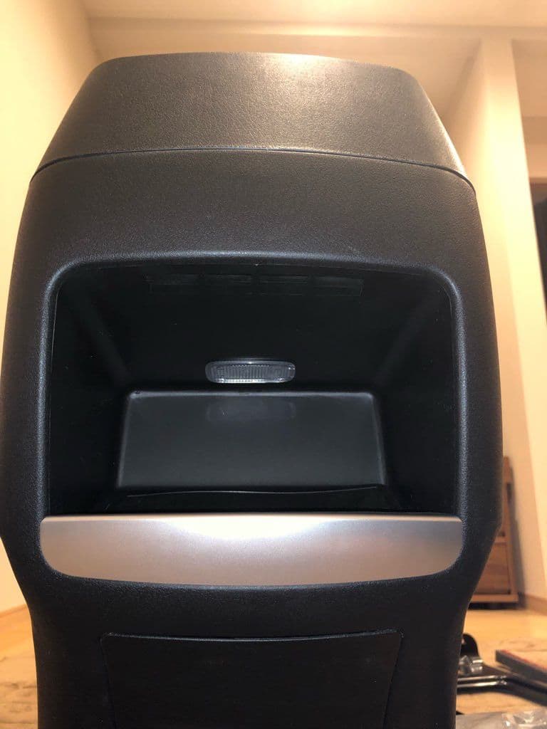 w447 RHD v220d 新型vクラス　専用センターコンソールキット新品