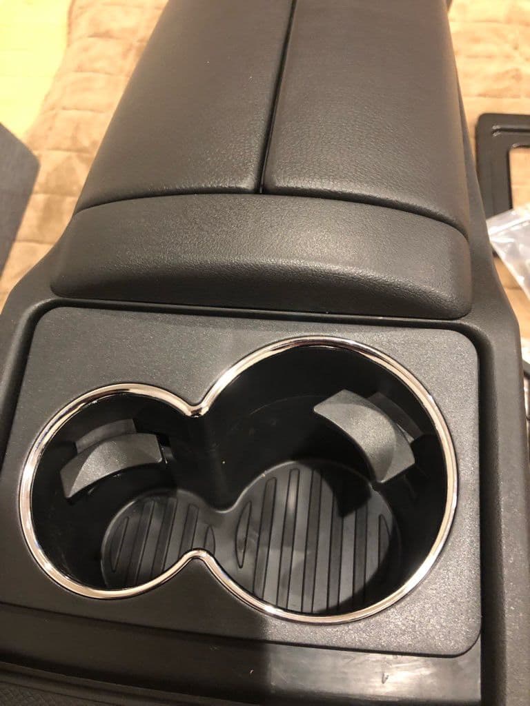 w447 RHD v220d 新型vクラス　専用センターコンソールキット新品